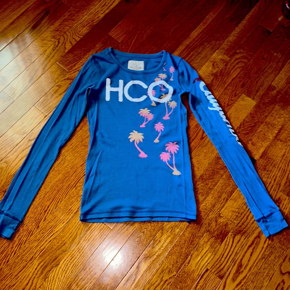 EUC MD Hollister long sleeve top
